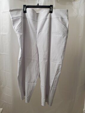 White Plus Size Capris